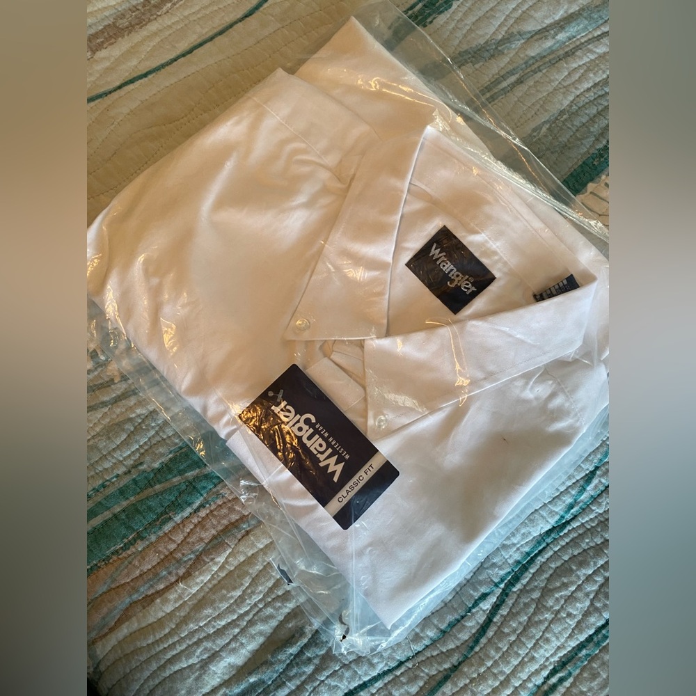 Wrangler Men's White 2XLT Button Down Shirt NWT - Picture 4 of 4